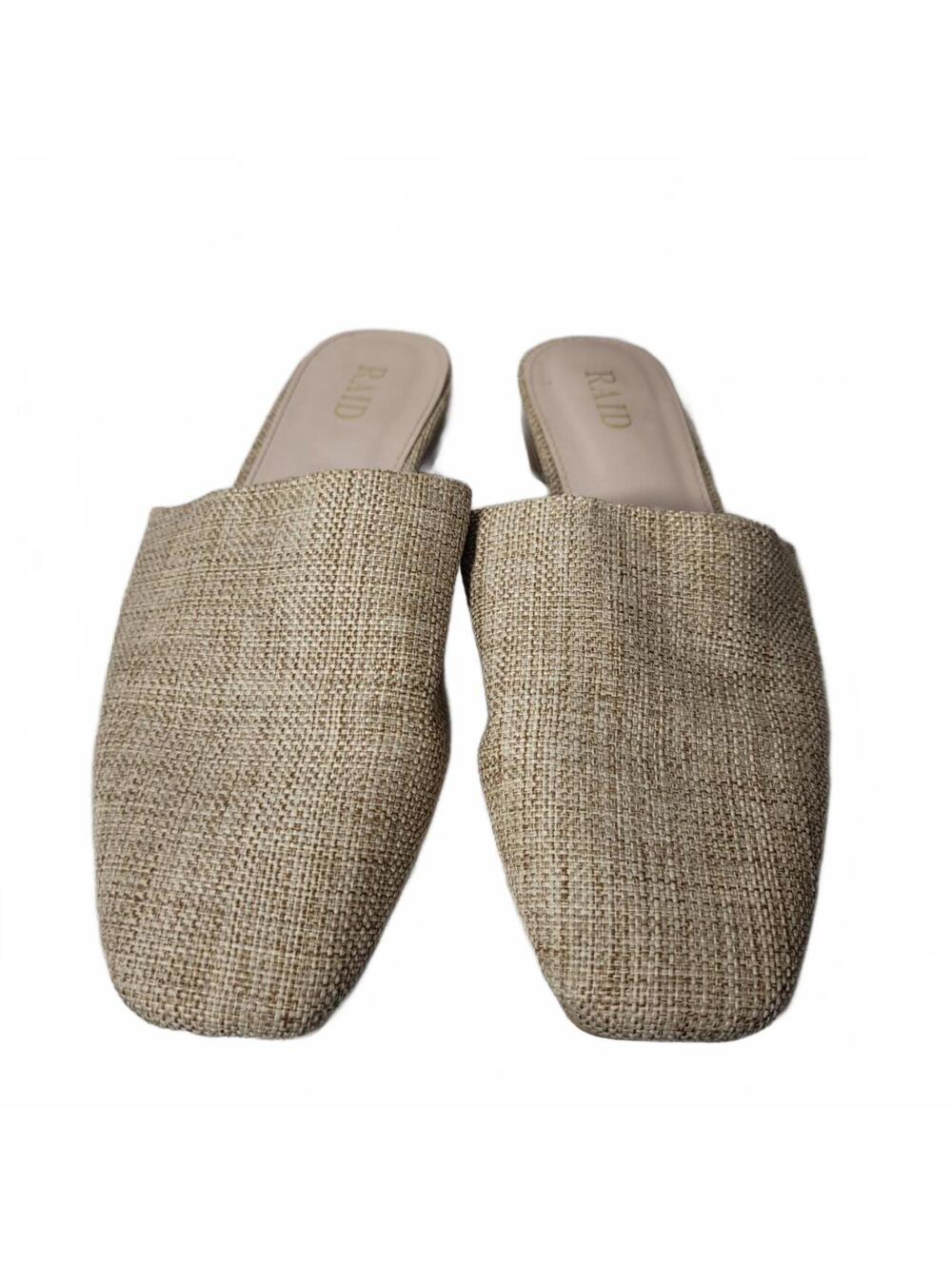 NWOT Raid Rattan Canvas Tan Square Toe Slides Size 9 - Picture 2 of 3